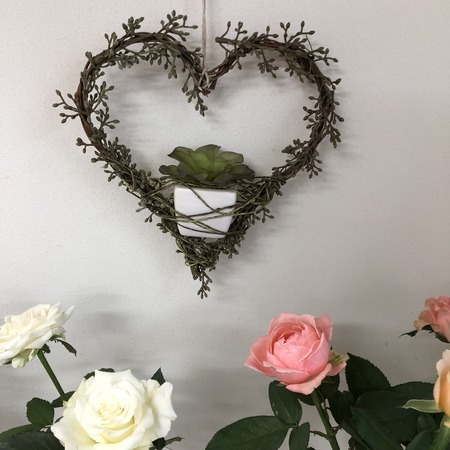 90A52C68-57C9-4070-A52B-F08F40F35CD8