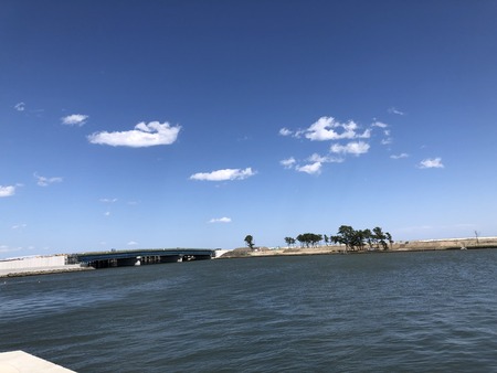 C5F6472C-0ECF-4A1A-B43E-CE2C3C202E73