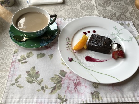 9B480EA3-4AEE-43AC-A8CA-F409FF9DF348