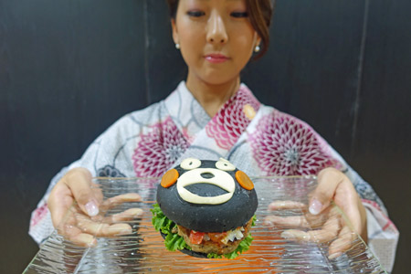 ゆるキャラ お中元に くまモン のバーガー発売