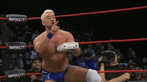 三大武器としても使えるゲーム機「GC本体」「XBOX360の電源ケーブル」あと一つは？