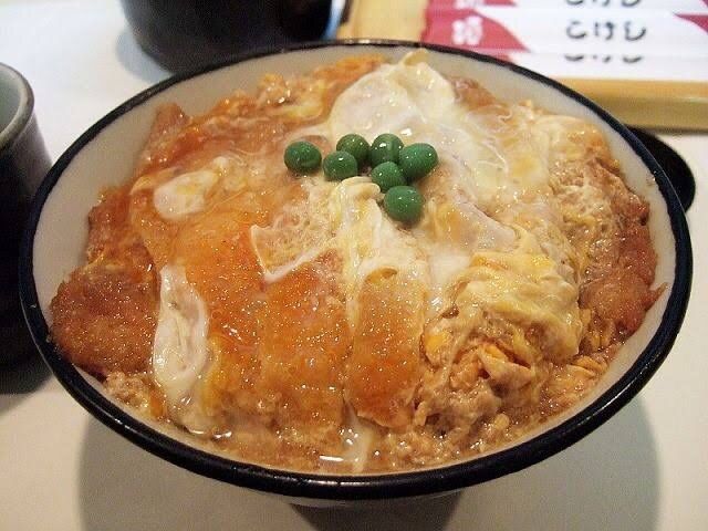 なぜカツ丼の上には三つ葉が聖域なのに続々と挑戦者が現れてしまうのか ゆるゲーマー遅報