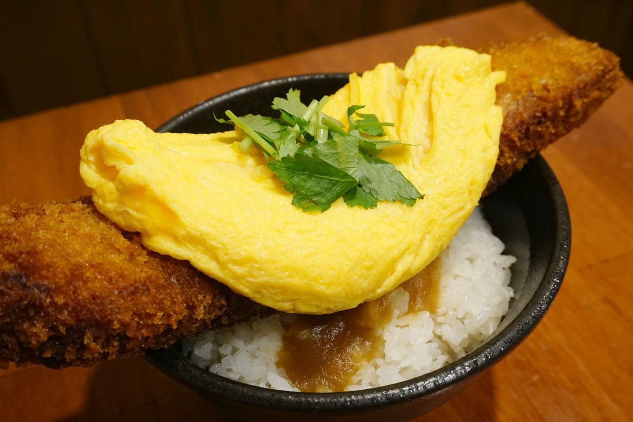 なぜカツ丼の上には三つ葉が聖域なのに続々と挑戦者が現れてしまうのか ゆるゲーマー遅報 なぜカツ丼の上には三つ葉が聖域なのに続々と挑戦者が現れてしまうのか ゆるゲーマー遅報