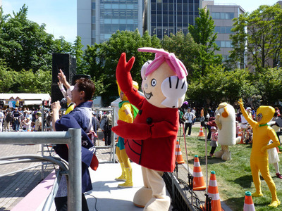 P1050520_待ちきれないキャラたち