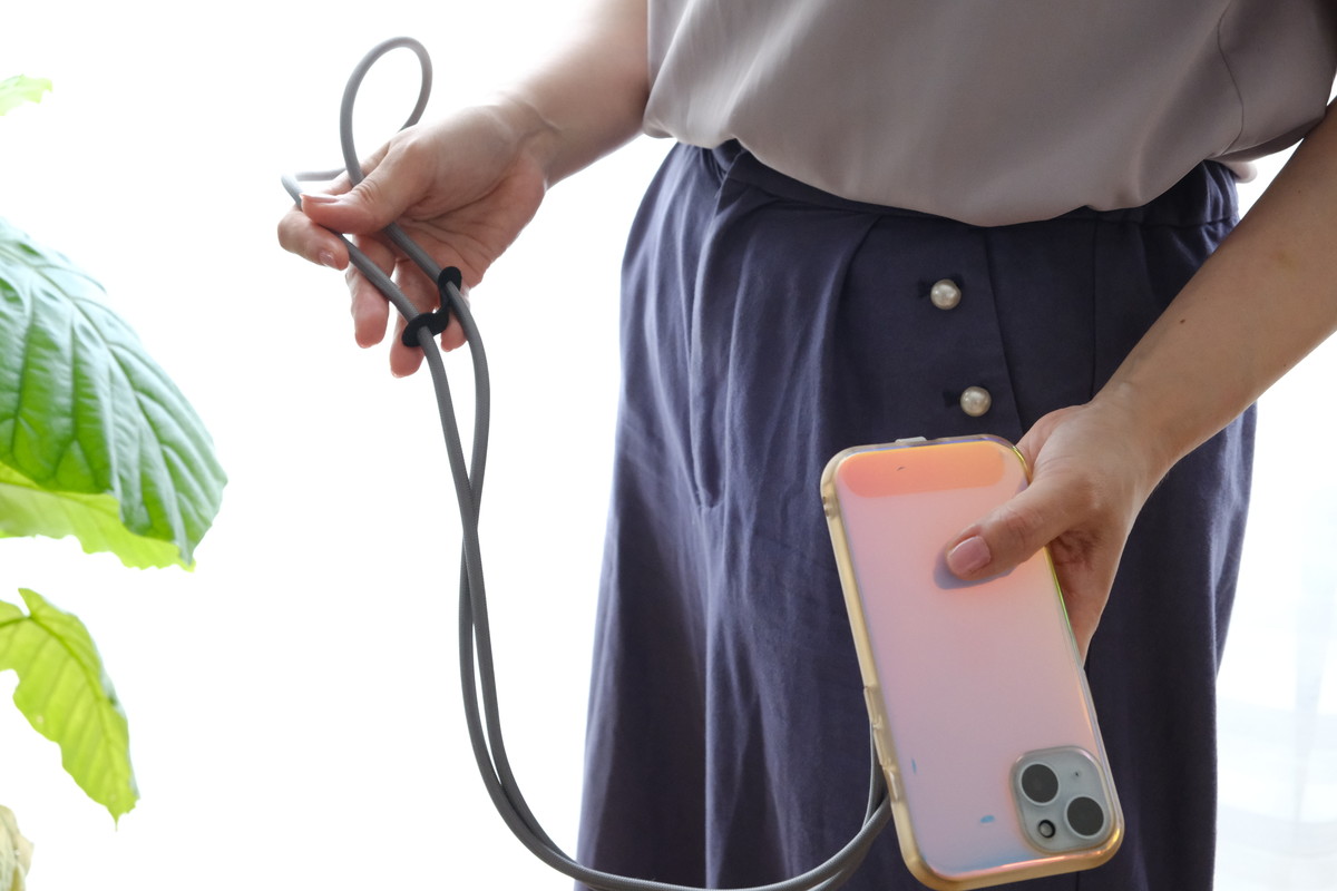 ❾DSCF6522スリコ・ケーブルスマホショルダー