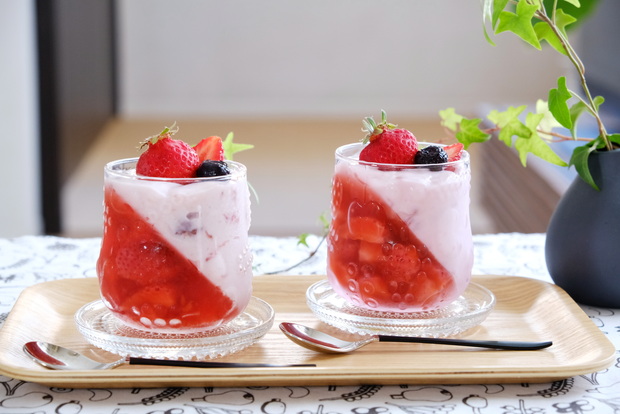 イッタラ・フルッタ・タンブラー・ペールピンク・斜めゼリー&フルーチェ①