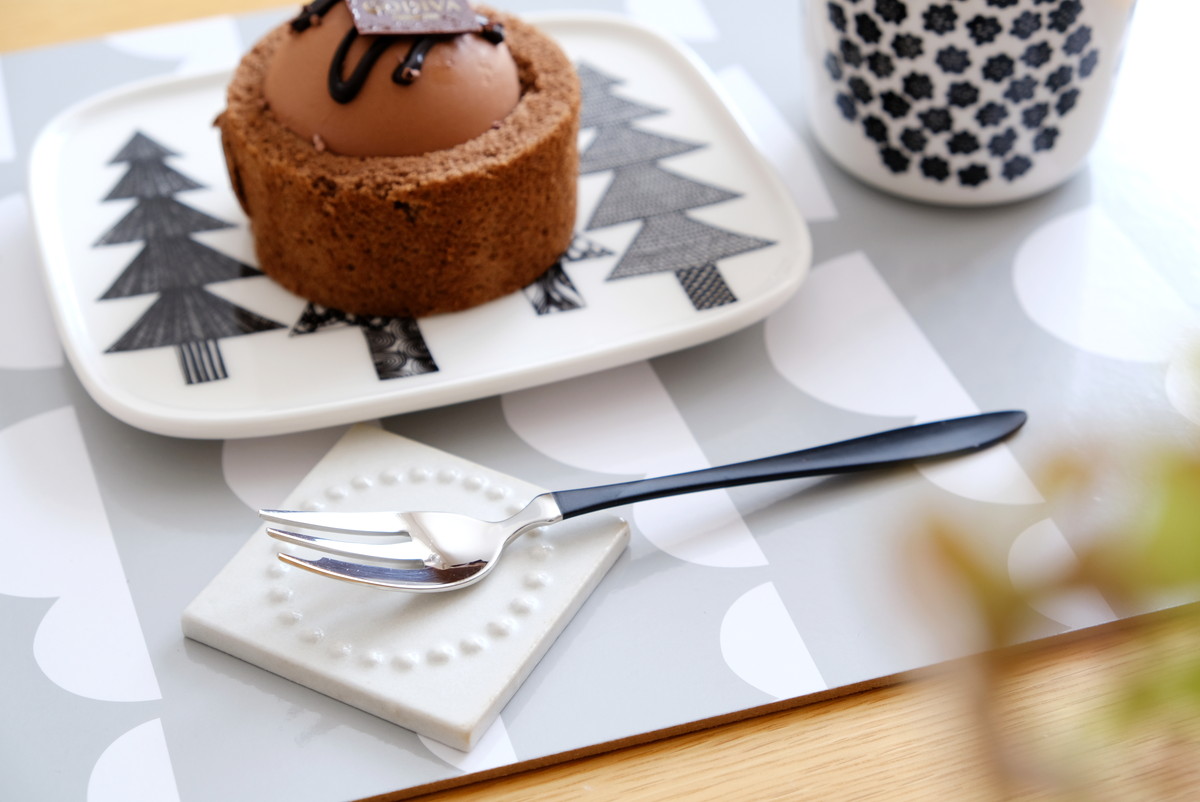 ミナペルホネン・タンバリン・タイル・ローソン×GODIVA・クーシコッサ②