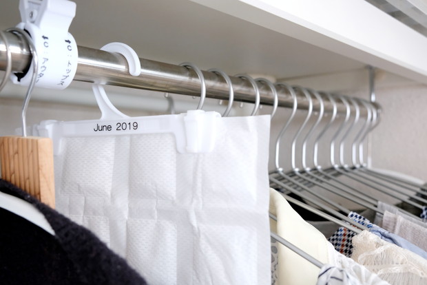 ニトリ・くり返し使える消臭除湿シート・自分クローゼット①