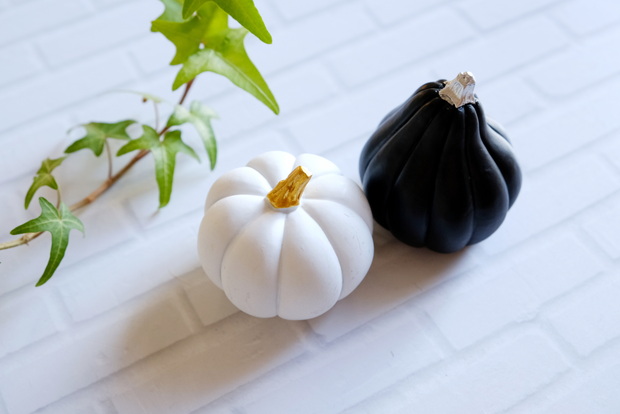セリア・2019・ハロウィン・リトルフレンド モノトーン パンプキン①