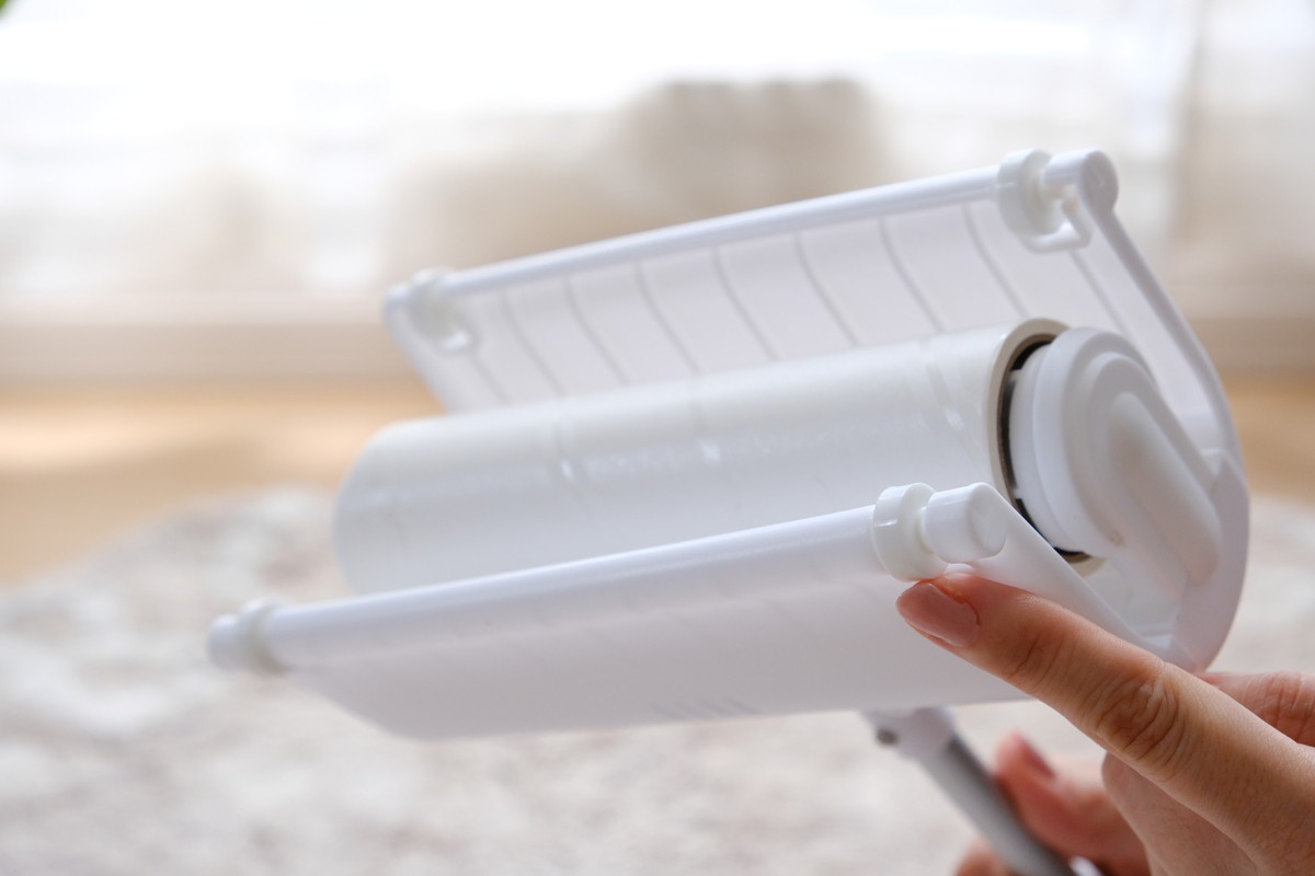 ❹DSCF7554ダイソー・ケース一体式粘着クリーナー