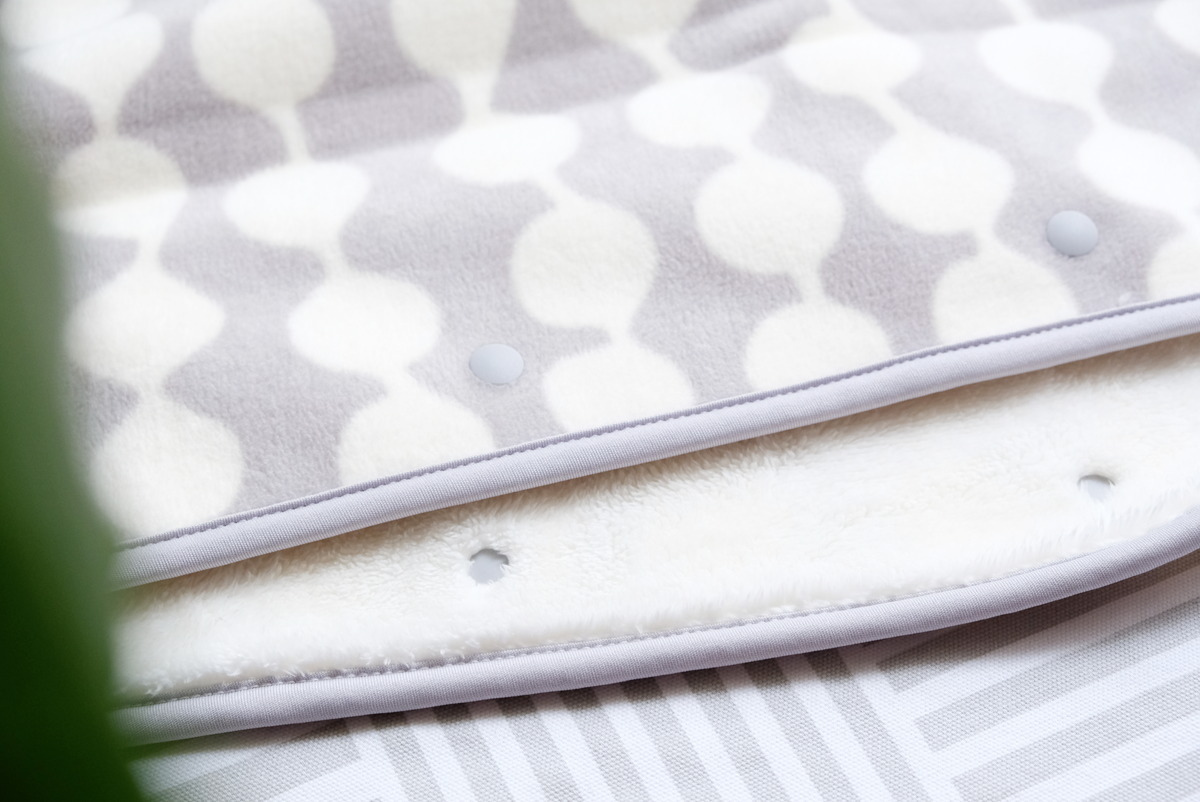 UNIQLO×Finlayson＊パンプーラ柄のブランケットとルームシューズが可愛