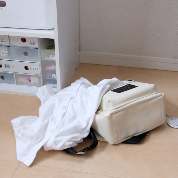 ❶Uniseed粘着式壁掛けフック