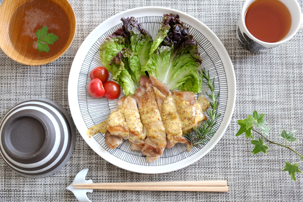 鶏もも肉ソテー・シイルトラプータルハ25cm①
