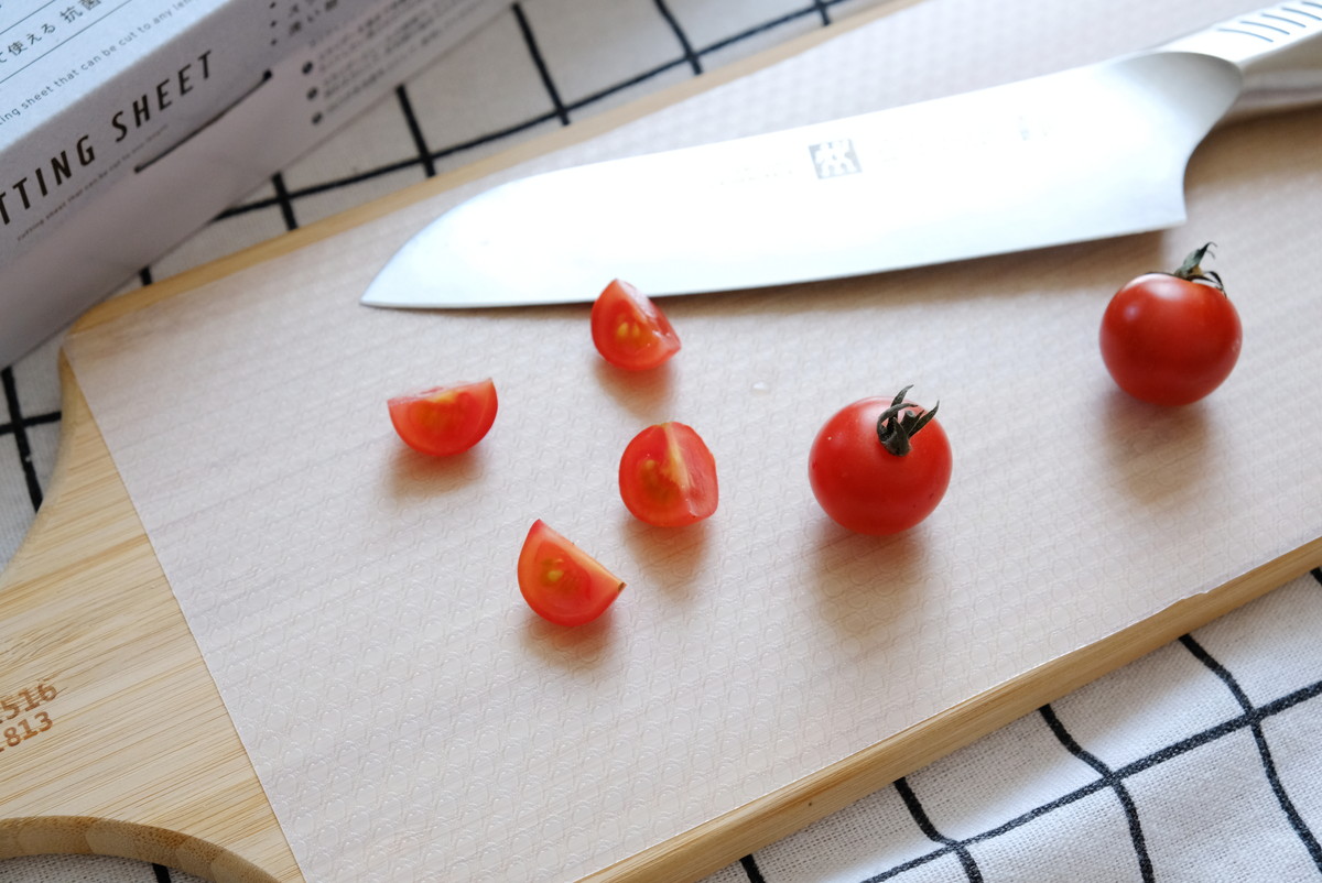 ダイソー・切って使える抗菌カッティングシート・IKEA・OSTBITサービングプレート①