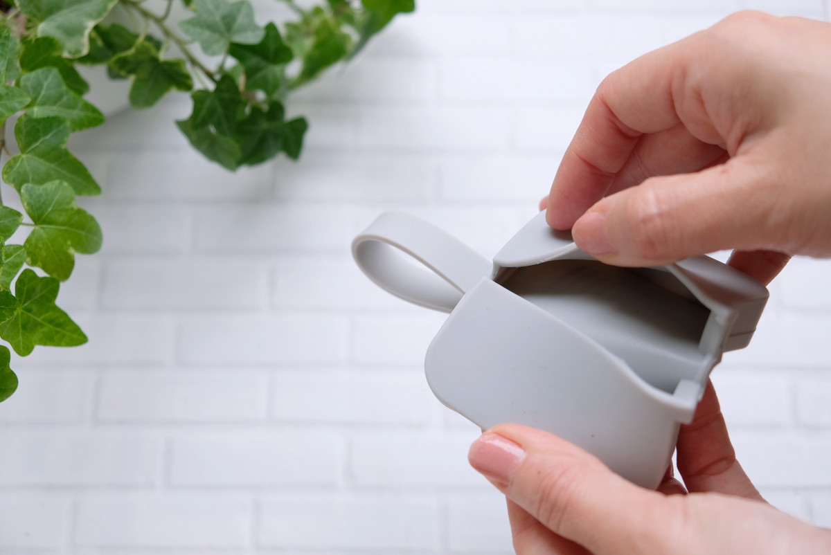 ❹8506②キャンドゥ・シリコーンレジ袋ケース