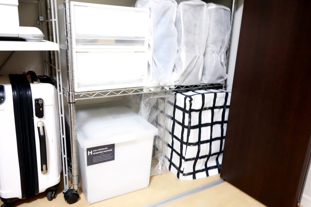 IKEA・DVARGBJORK ドヴェリビョルク 布地・お雛さま収納・余り部屋・なんちゃって押入れ②