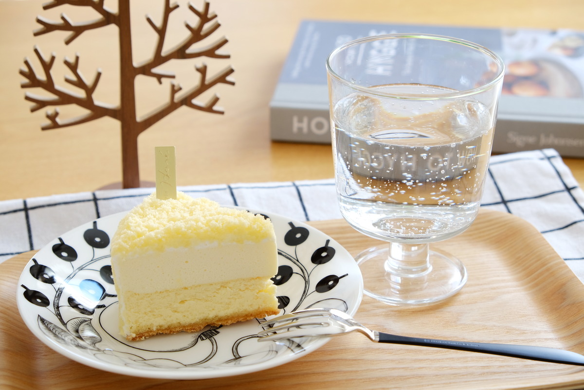 IKEA 365+ ゴブレット・ブラックパラティッシ・チーズケーキ①