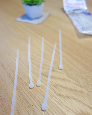 ダイソー・結束バンド①