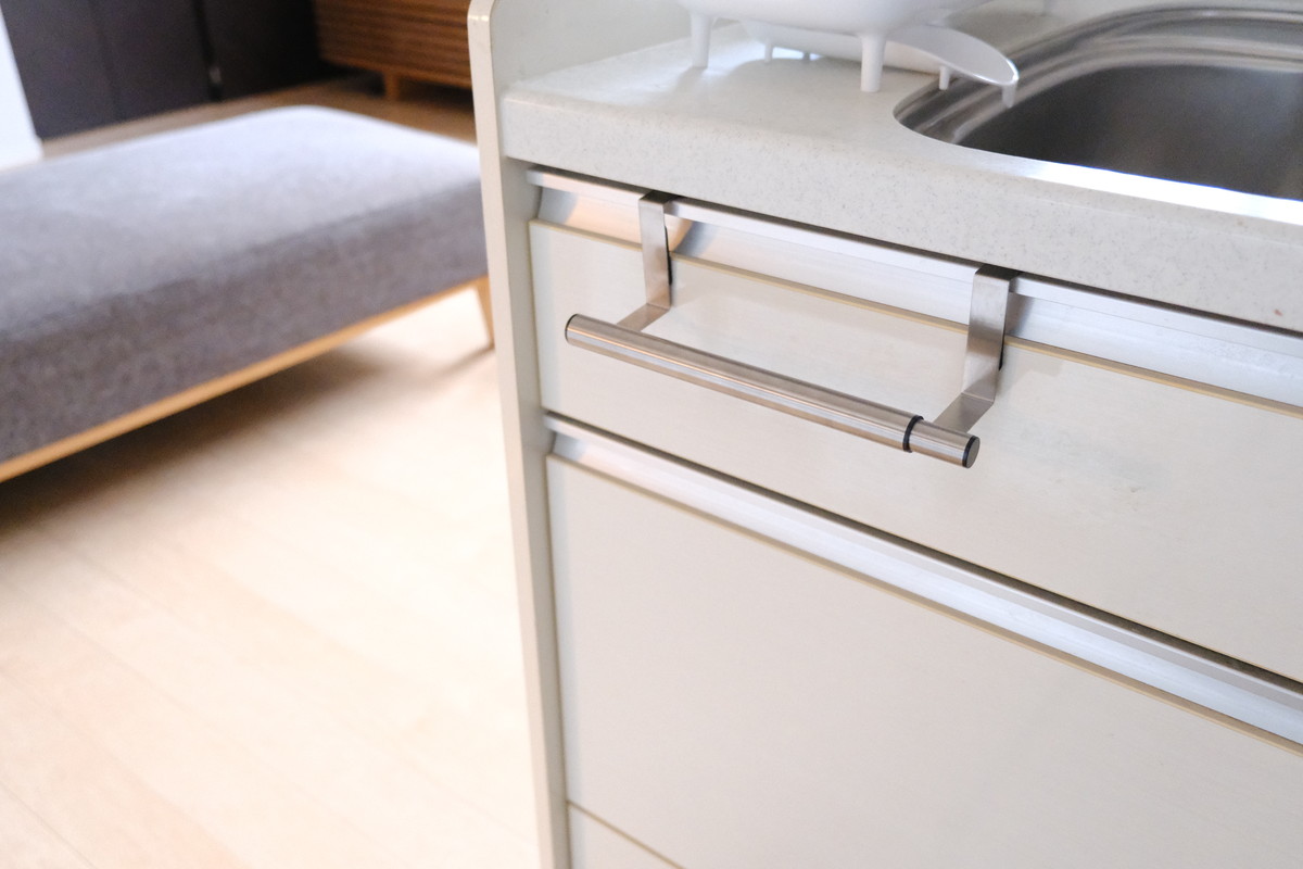 ❼DSCF8652ダイソー・伸縮できるタオルハンガー