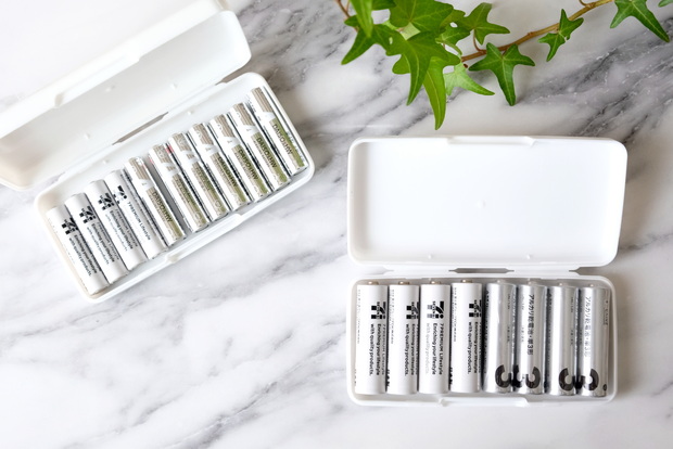 セリア・SD/microSD　カードケース・乾電池①