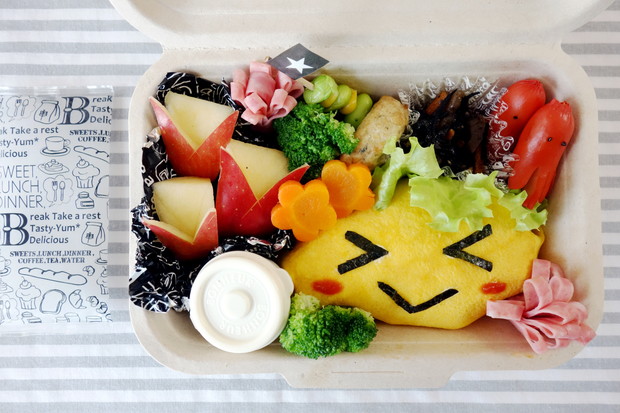 セリア・ボヌール ミニカップSS・2018.10月・遠足お弁当・オムライス①