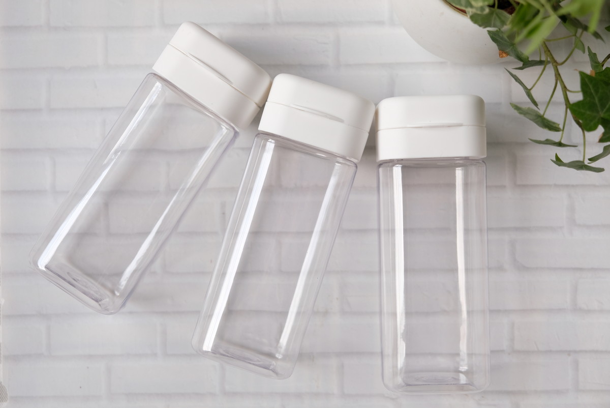 ❸5318セリア・ドレッシングボトル