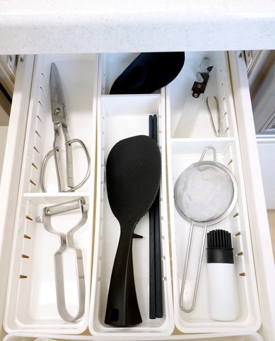 キッチンツール引出し・キッチンスパッター①