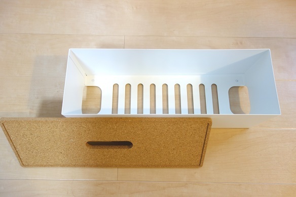 IKEA・KVISSLE ケーブルマネジメントボックス①