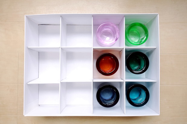 IKEA・TJENA ボックス 仕切り付き, ホワイト・kivi収納①