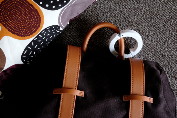 セリア・リング型バッグフック・ガストンルーガリュック②