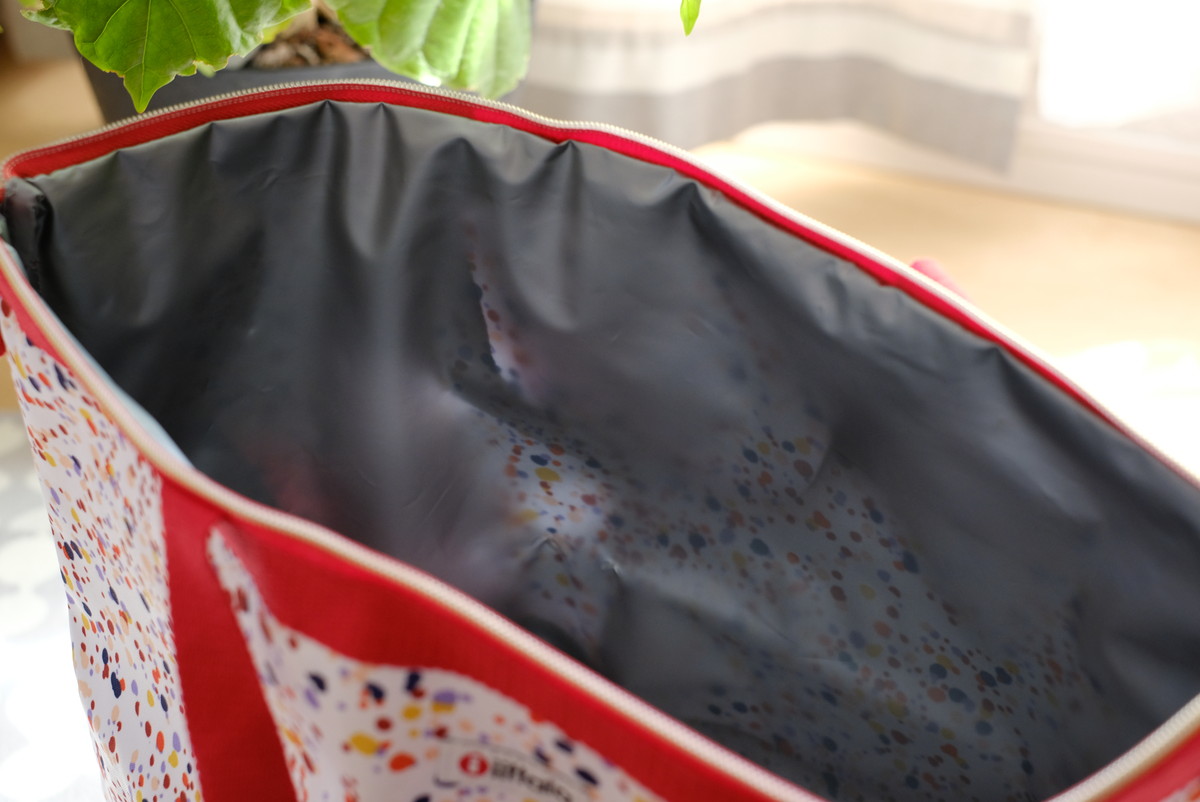 iittala バッグ（ヘレ柄）③