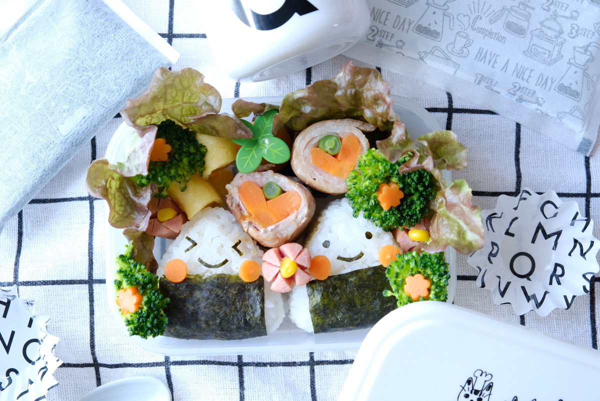 DSCF6519お弁当・ダイソー・おにぎり型①