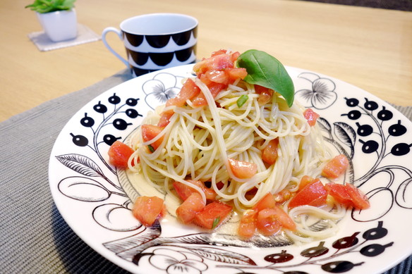ARABIA・ブラックパラティッシ③冷製パスタ