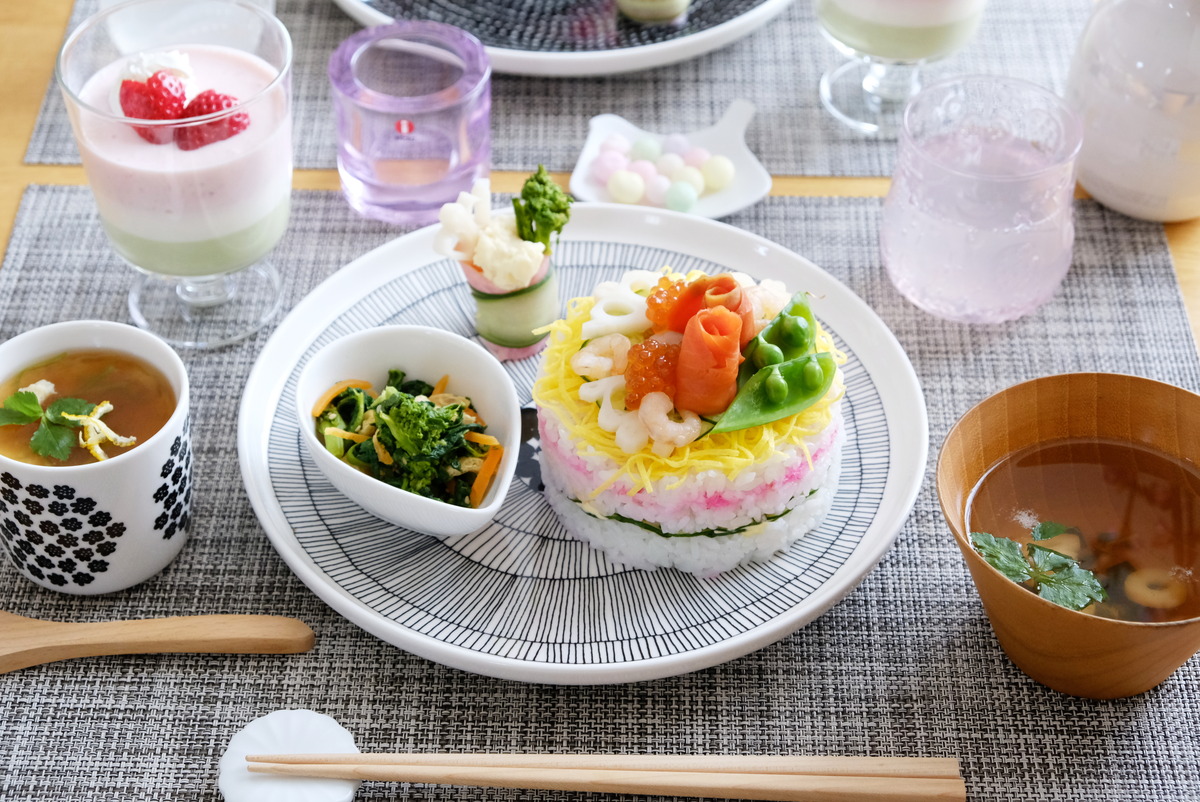 2021年3月ひな祭り・ちらし寿司ケーキ・ダイソー・セルクル型①