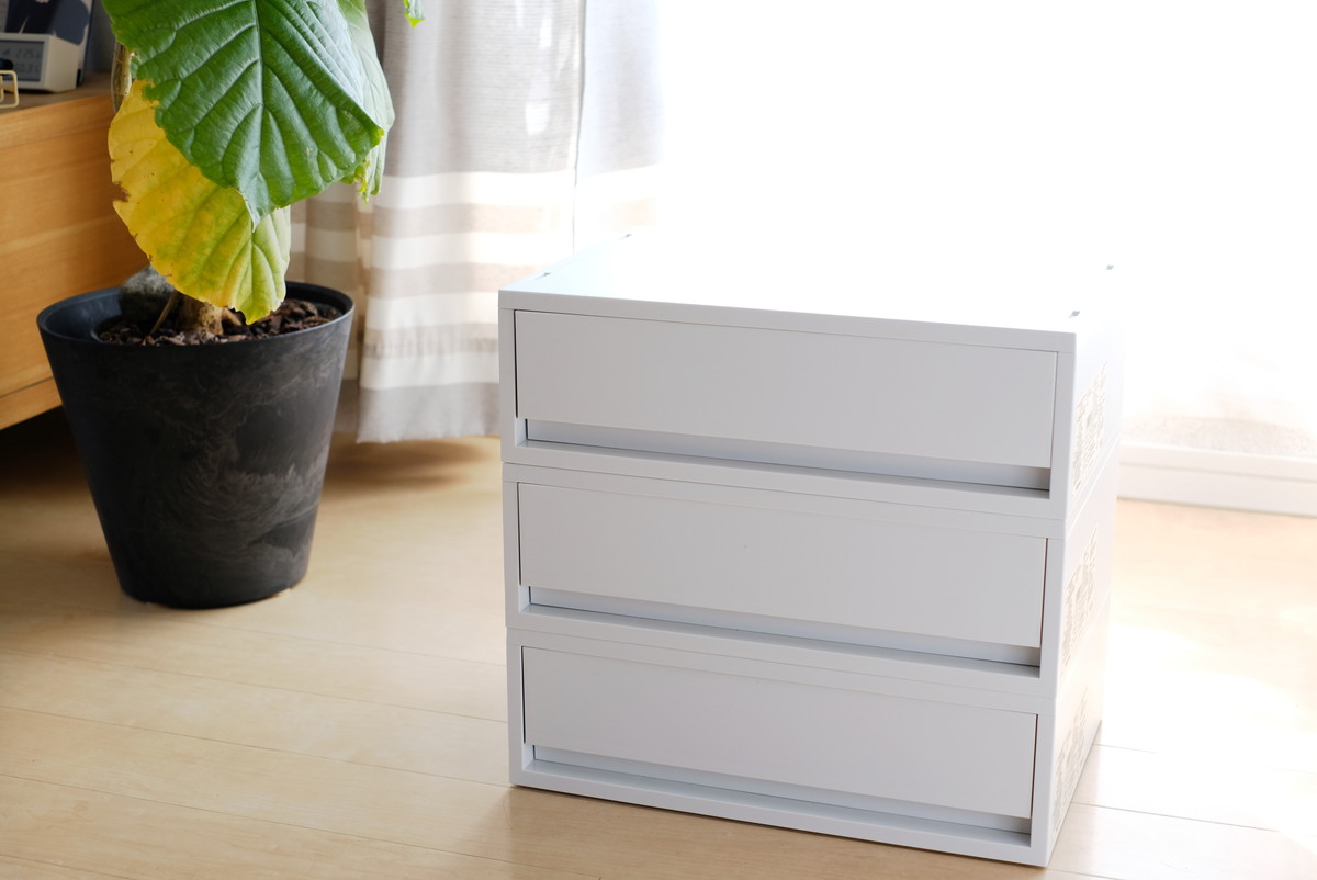 無印・ポリプロピレンケース・引出式・横ワイド・浅型・ホワイトグレー①