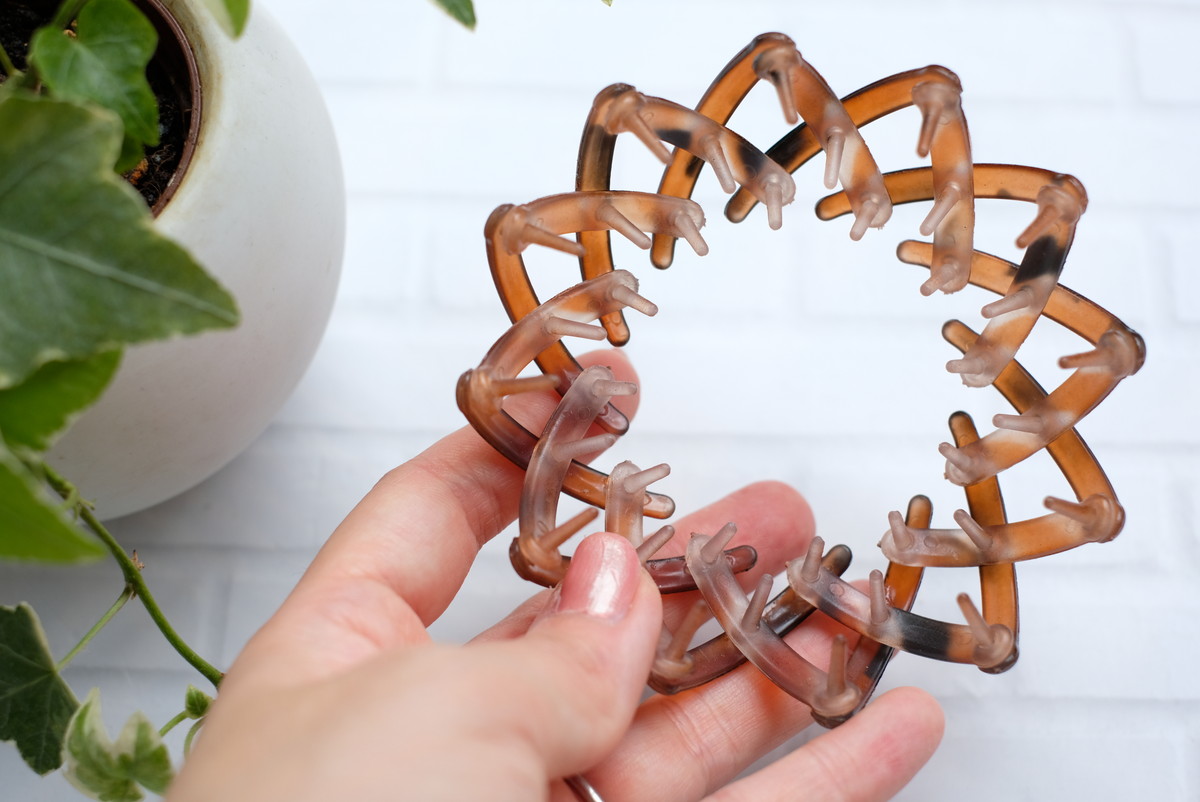 ❹6057ダイソー・ヘアクリップリング