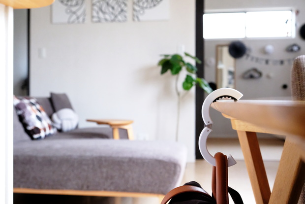 セリア・リング型バッグフック・ガストンルーガリュック①