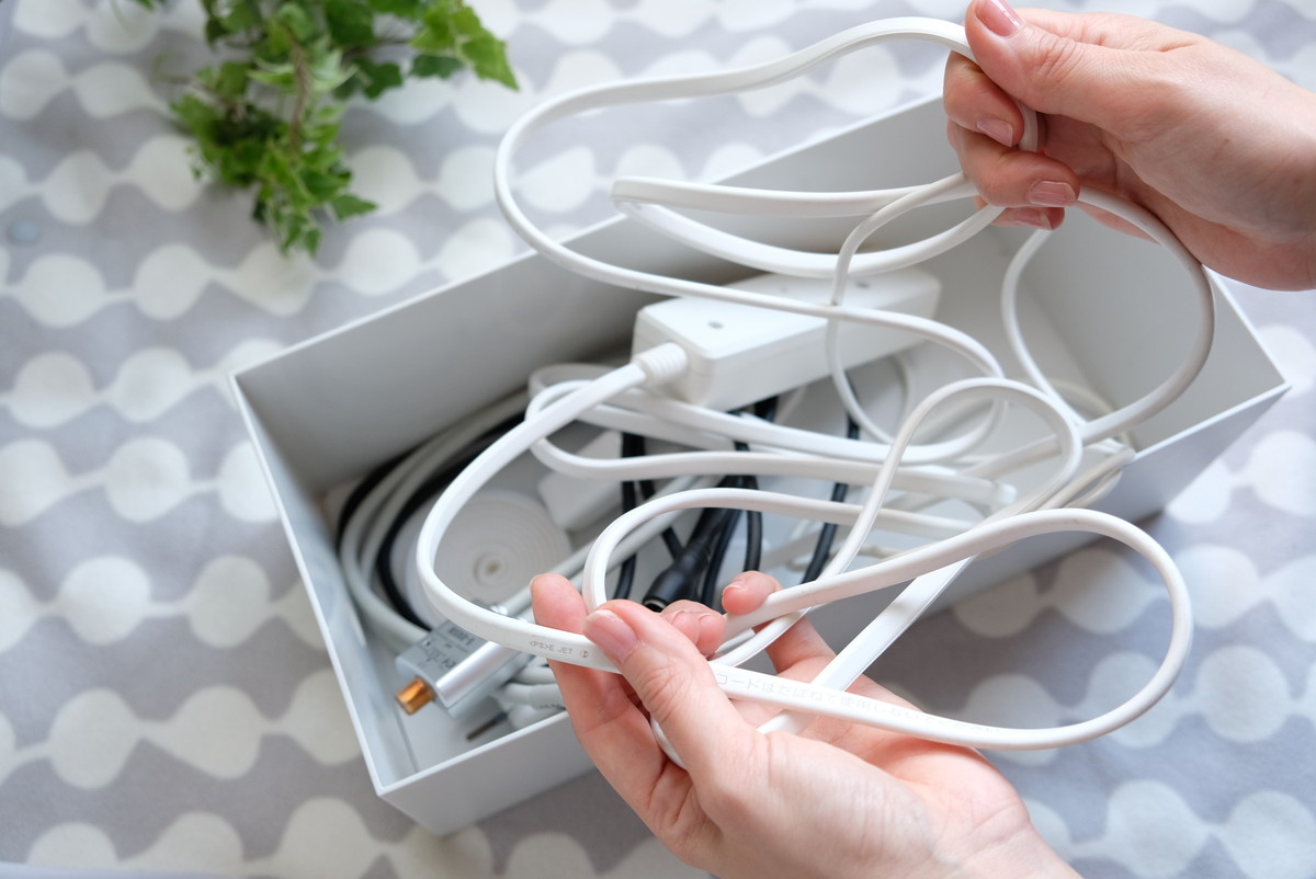 ❶5110コード収納