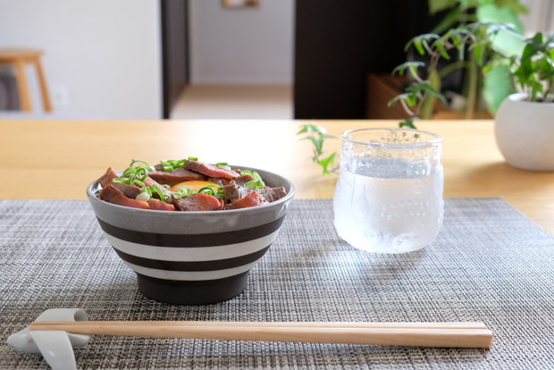 KOZLIFE・KOZ茶碗・ローストビーフ丼①