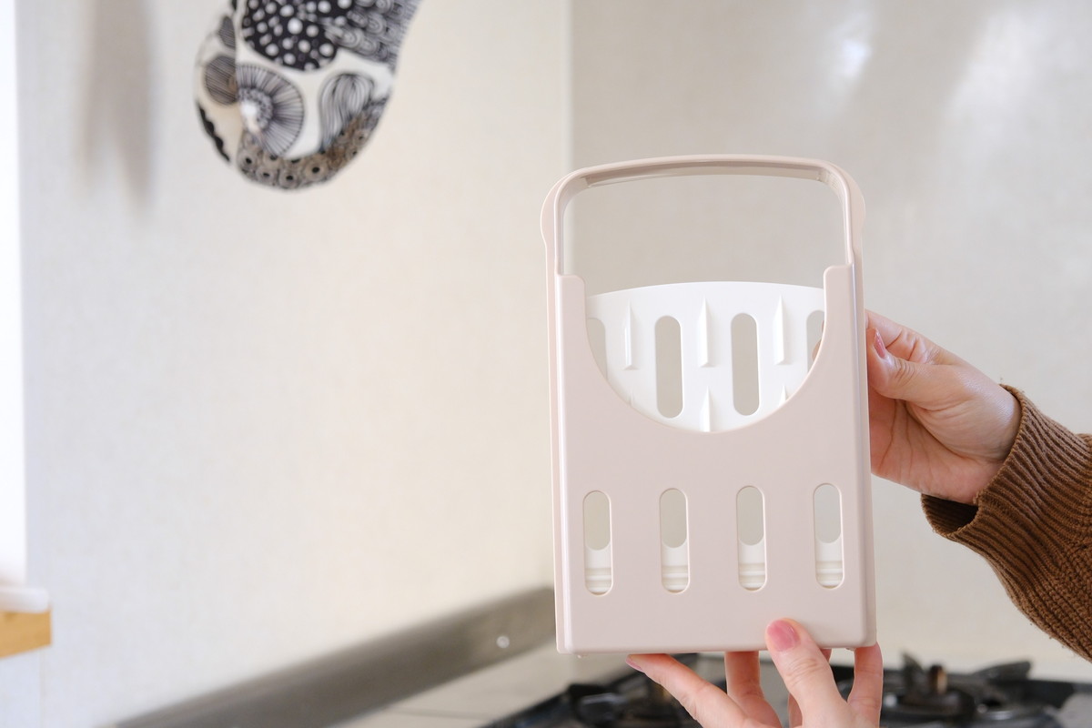 ❹DSCF0716②ダイソー・食パンカットガイド