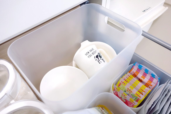 パモウナ・引出し・子供食器収納①