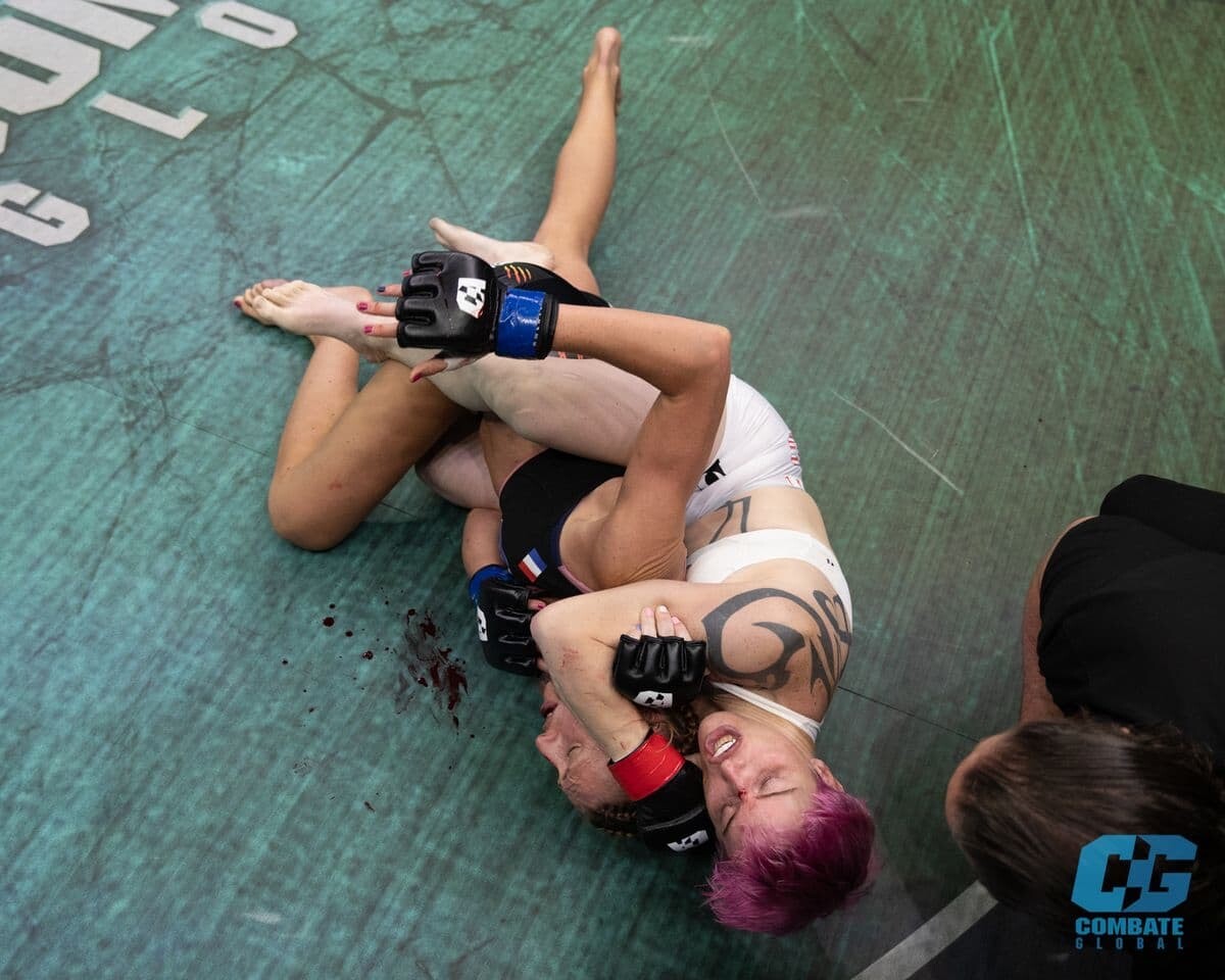 トランスジェンダー アメリカ 総合格闘技 MMA アラナ・マクラフリン