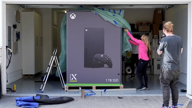 iJustine　Xbox　冷蔵庫　XboxSeriesX　マイクロソフト