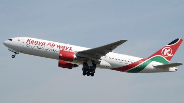 ケニア航空機から転落に関連した画像-01