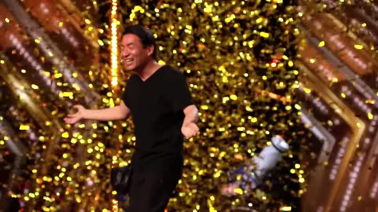 快挙 日本のマジシャンが英国の超人気オーディション番組で最高栄誉 ゴールデンブザー を獲得 度肝を抜いた手品がこちら ユルクヤル 外国人から見た世界