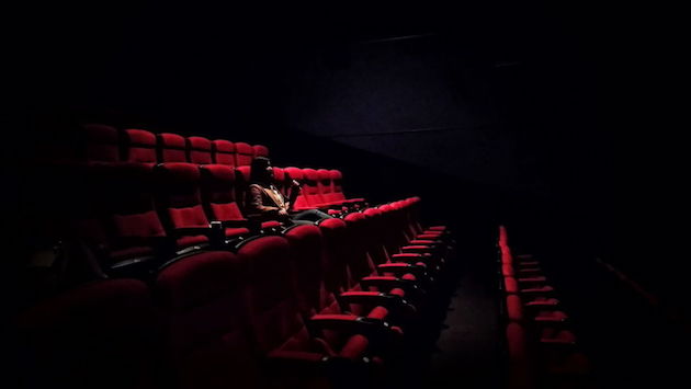 アメリカ 映画館 貸し切りに関連した画像-01