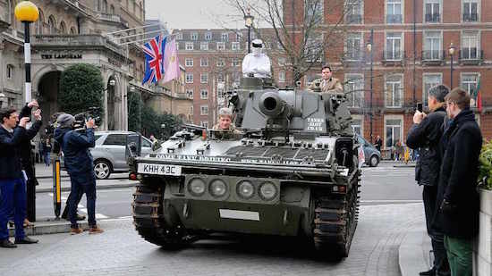 戦車出動!スティッグが嘆願書をBBCへ提出に関連した画像-01