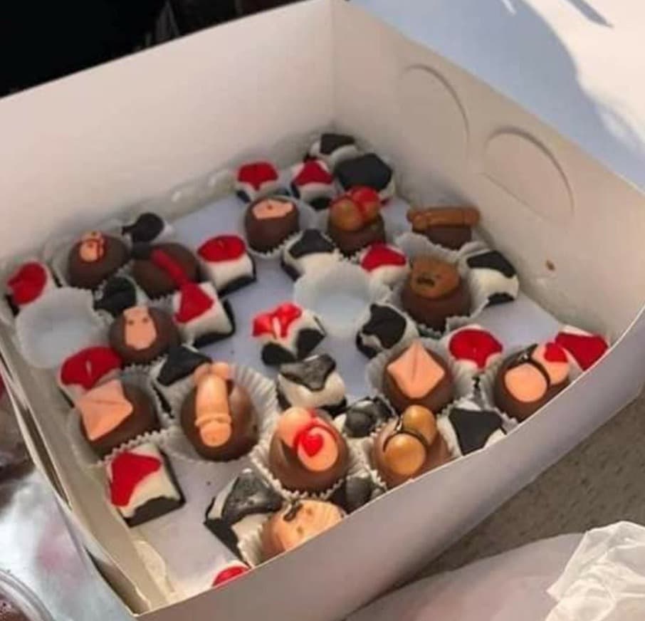 カップケーキ エジプト 逮捕