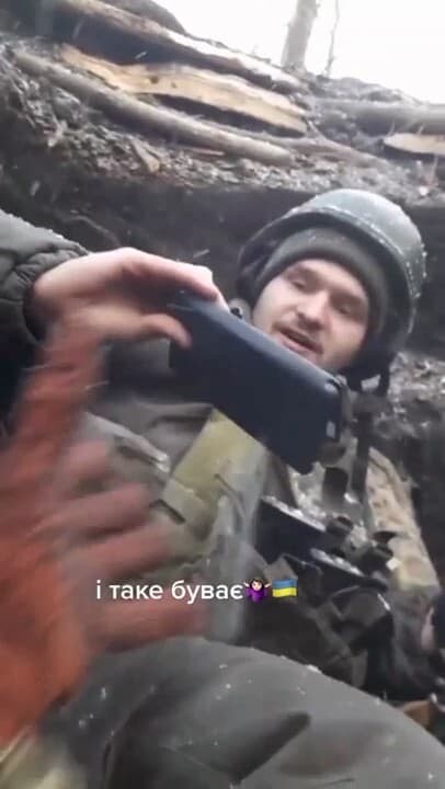 ウクライナ　ロシア　スマホ　防弾　奇跡