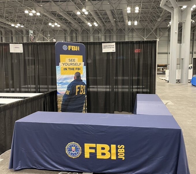 アニメNYC　アメリカ　FBI